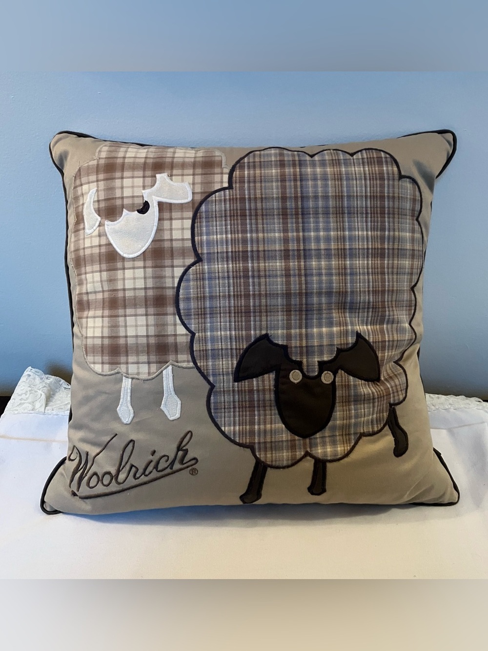 Woolrich Sheep Brown Throw Pillow Plaid Velvet Patchwork 20x20 Farmhouse Cottage